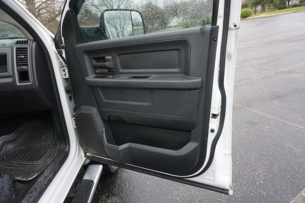 Dodge Ram 2500 SLT Quad Cab Short Bed 4WD 2014