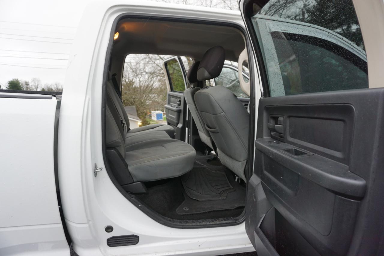 Dodge Ram 2500 SLT Quad Cab Short Bed 4WD 2014