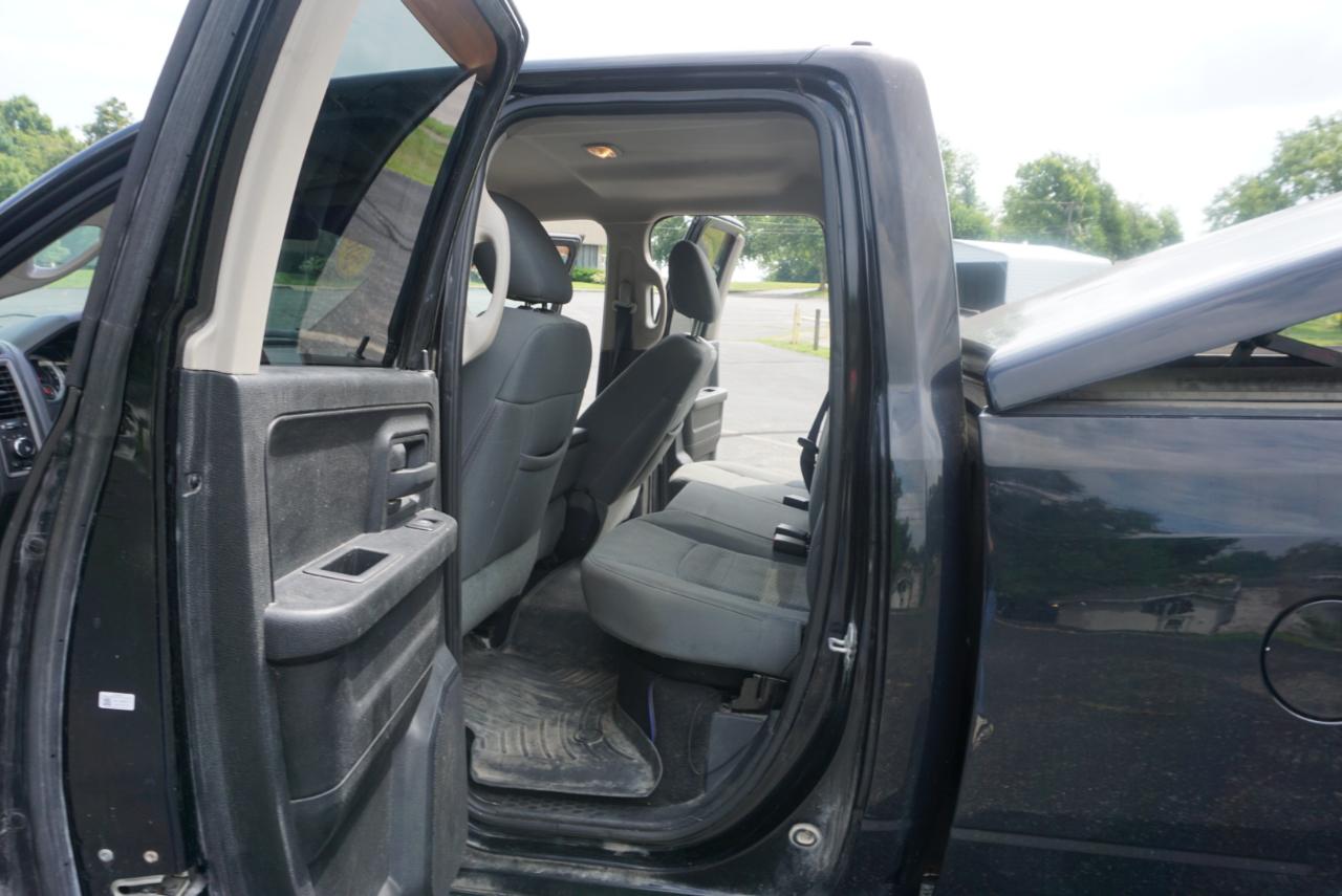 Dodge Ram 1500 SLT  2013