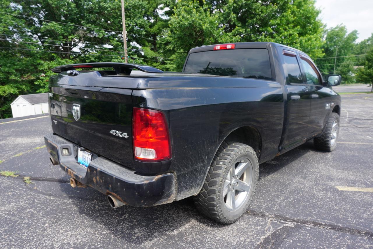 Dodge Ram 1500 SLT  2013