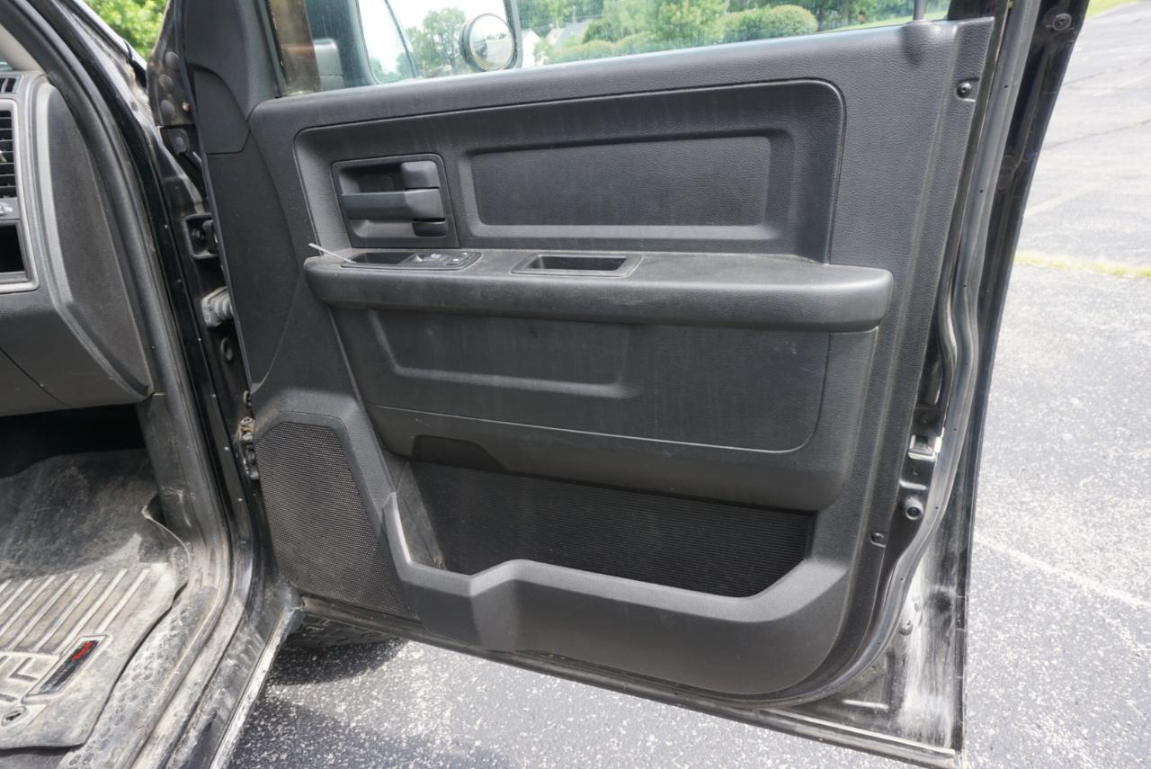 Dodge Ram 1500 SLT  2013