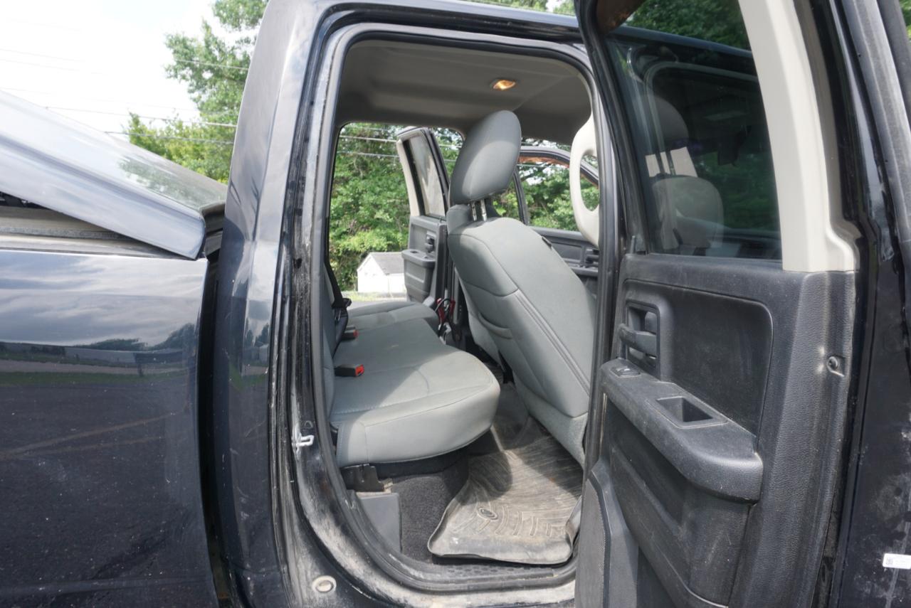 Dodge Ram 1500 SLT  2013