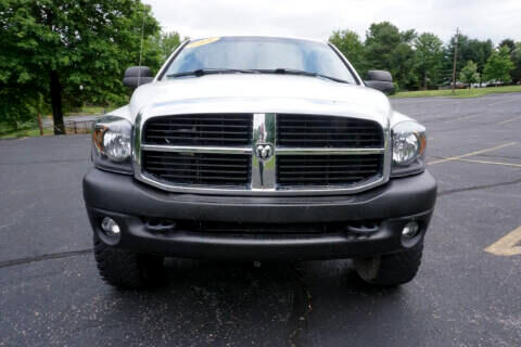Dodge Ram 3500 SLT Mega Cab 4WD 2006 Dodge Ram 3500 SLT Mega Cab 4WD 2006