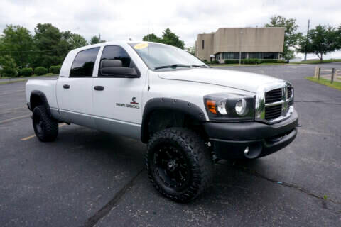 Dodge Ram 3500 SLT Mega Cab 4WD 2006 Dodge Ram 3500 SLT Mega Cab 4WD 2006
