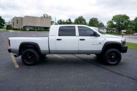 Dodge Ram 3500 SLT Mega Cab 4WD 2006 Dodge Ram 3500 SLT Mega Cab 4WD 2006