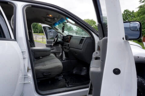Dodge Ram 3500 SLT Mega Cab 4WD 2006 Dodge Ram 3500 SLT Mega Cab 4WD 2006