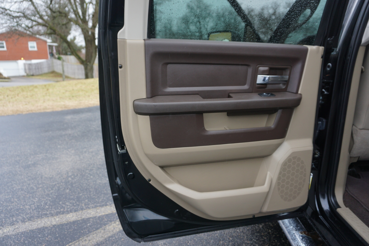 Dodge 1500 ST Crew Cab 4WD 2010