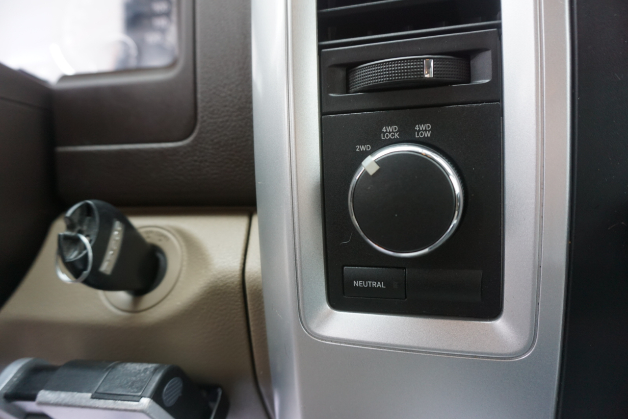 Dodge 1500 ST Crew Cab 4WD 2010