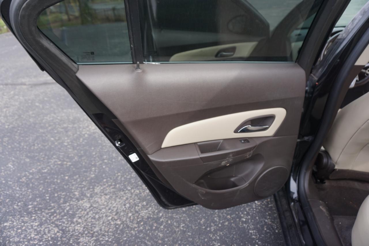 Chevrolet Cruze 2LT Auto 2015