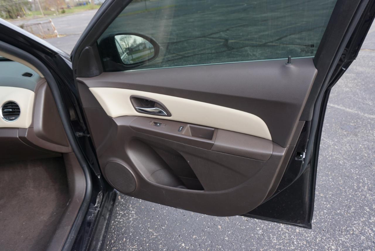 Chevrolet Cruze 2LT Auto 2015