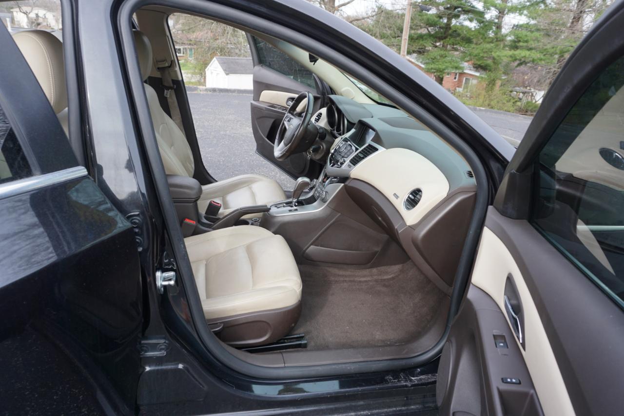 Chevrolet Cruze 2LT Auto 2015