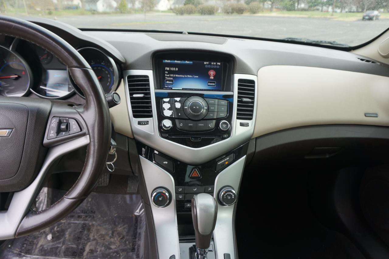 Chevrolet Cruze 2LT Auto 2015