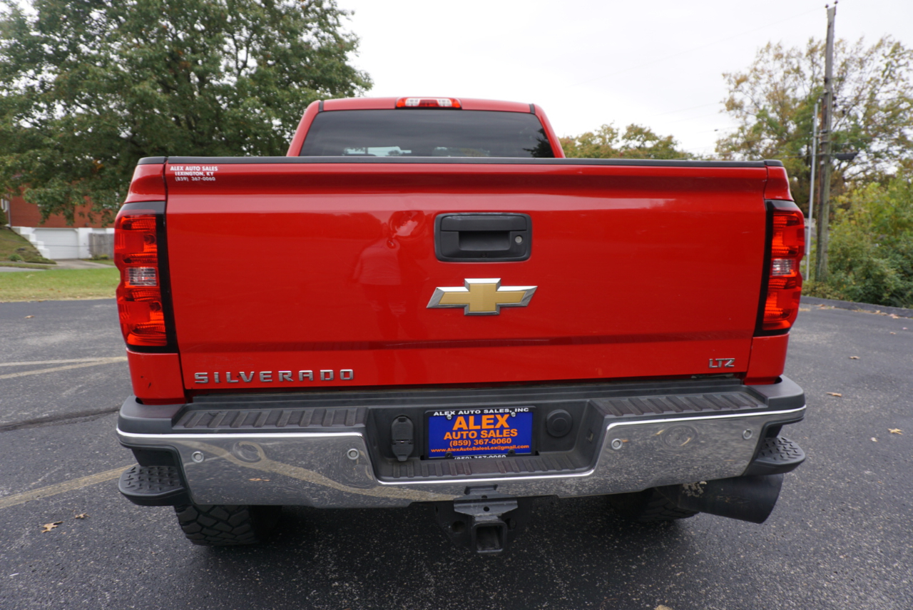 Chevrolet Silverado 2500HD LTZ Crew Cab Long Box 4WD 2015 Chevrolet Silverado 2500HD LTZ Crew Cab Long Box 4WD 2015