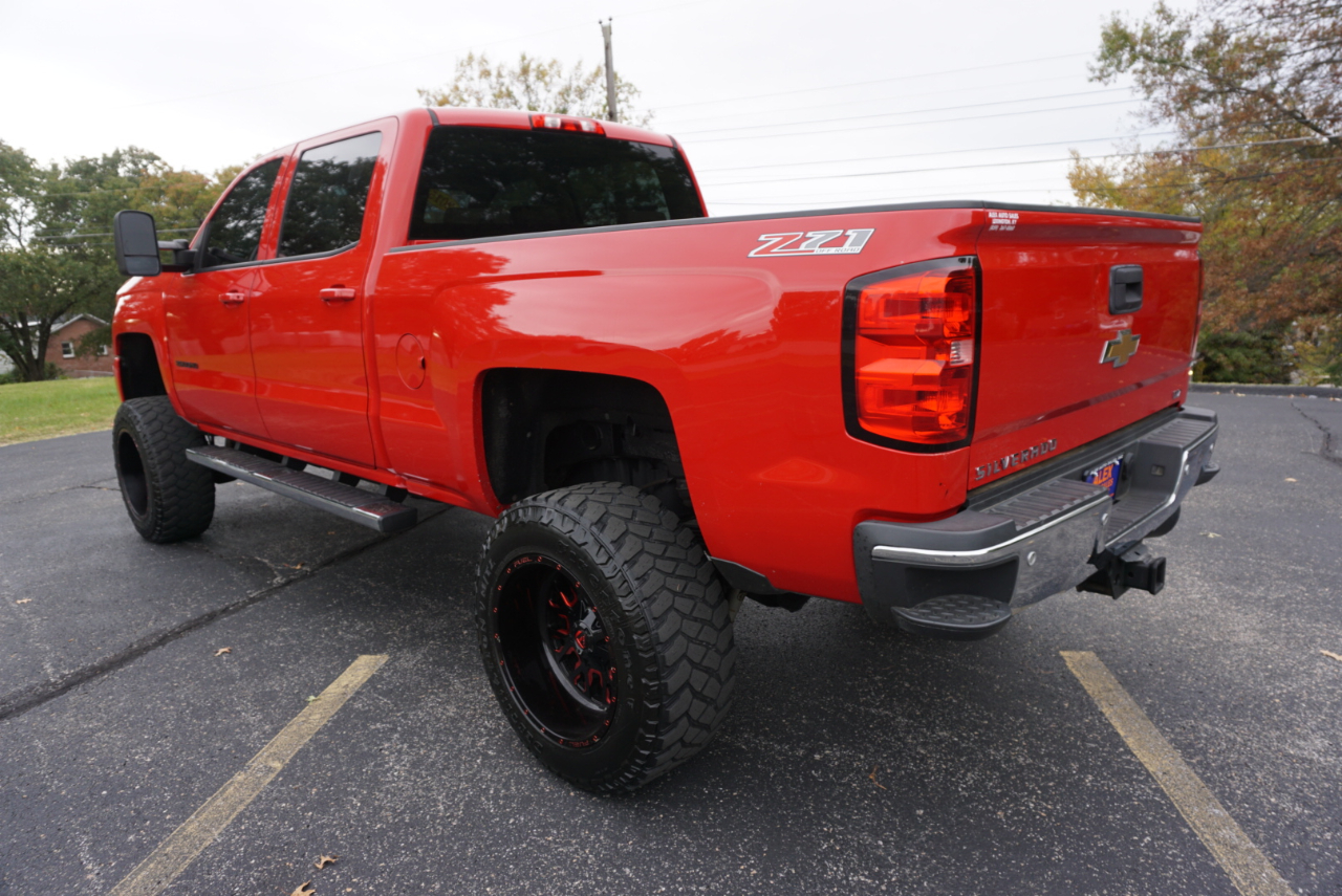 Chevrolet Silverado 2500HD LTZ Crew Cab Long Box 4WD 2015 Chevrolet Silverado 2500HD LTZ Crew Cab Long Box 4WD 2015
