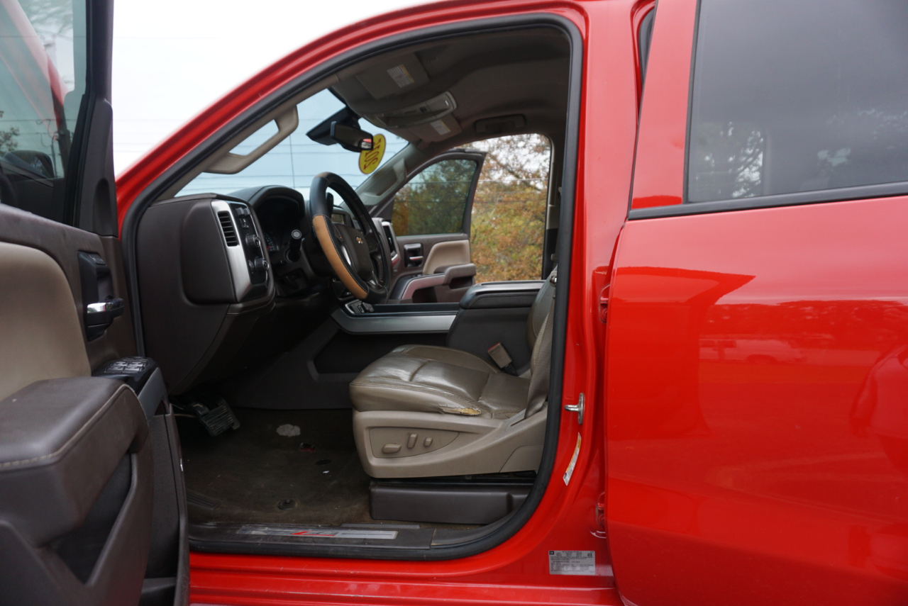 Chevrolet Silverado 2500HD LTZ Crew Cab Long Box 4WD 2015 Chevrolet Silverado 2500HD LTZ Crew Cab Long Box 4WD 2015