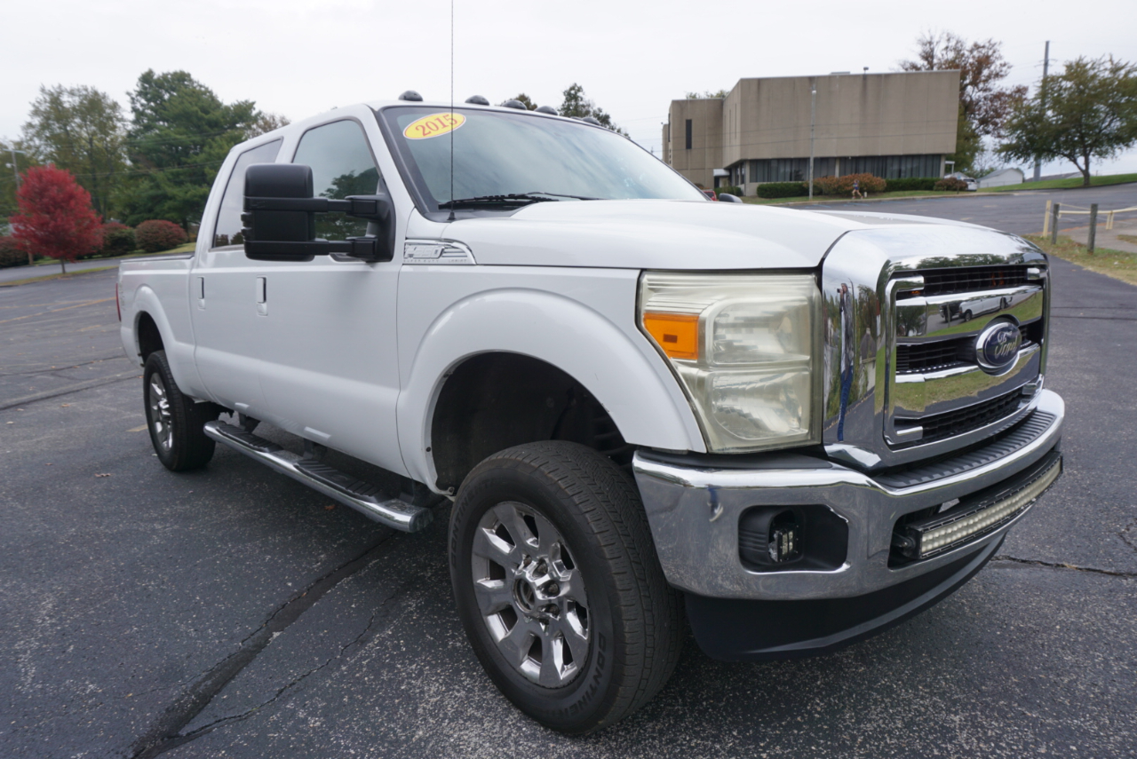 Ford F-350 SD Lariat Crew Cab 4WD 2015 Ford F-350 SD Lariat Crew Cab 4WD 2015
