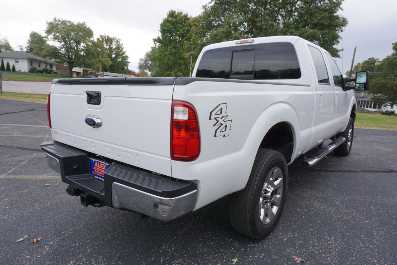 Ford F-350 SD Lariat Crew Cab 4WD 2015 Ford F-350 SD Lariat Crew Cab 4WD 2015