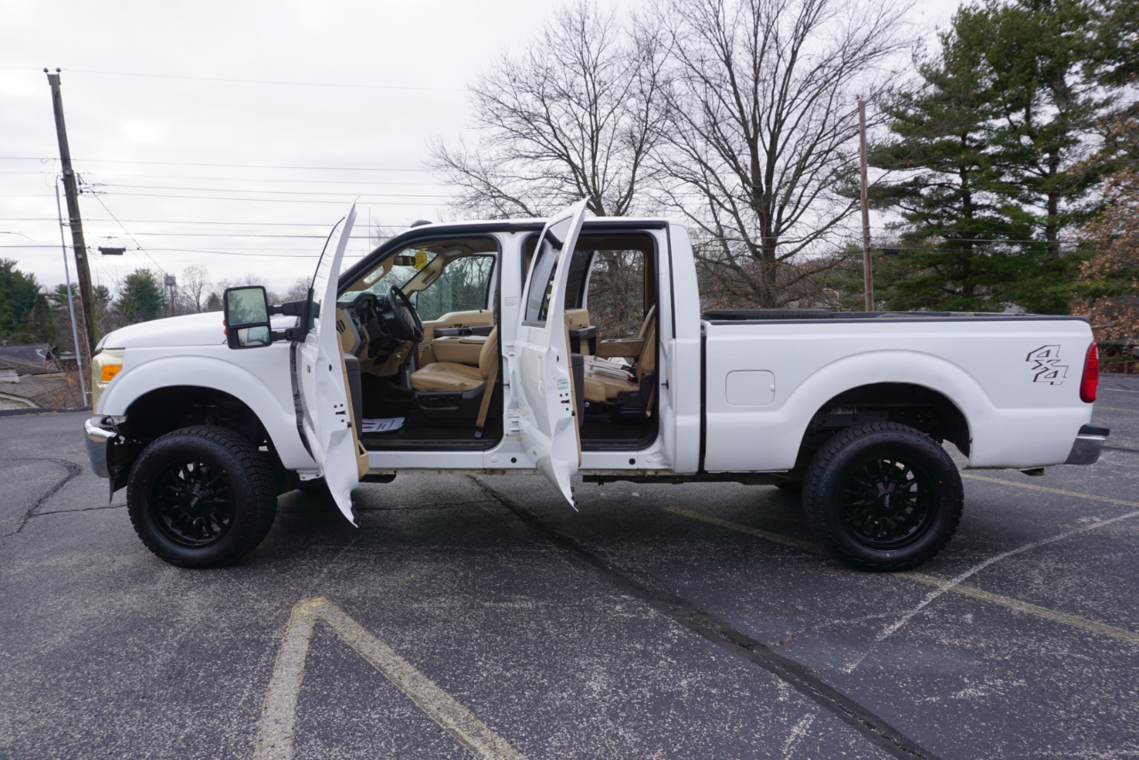 Ford F-350 SD Lariat Crew Cab 4WD 2015