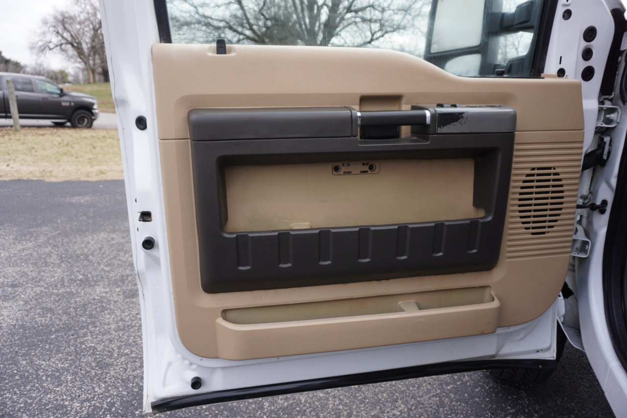 Ford F-350 SD Lariat Crew Cab 4WD 2015