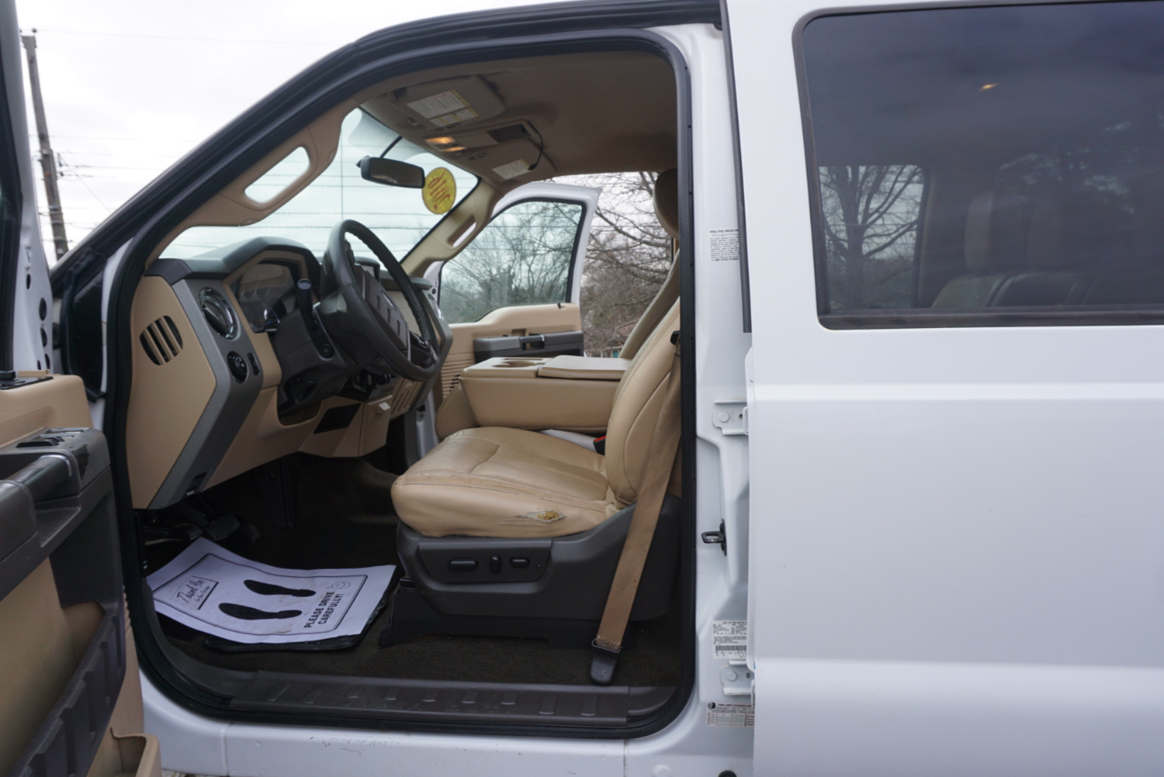 Ford F-350 SD Lariat Crew Cab 4WD 2015