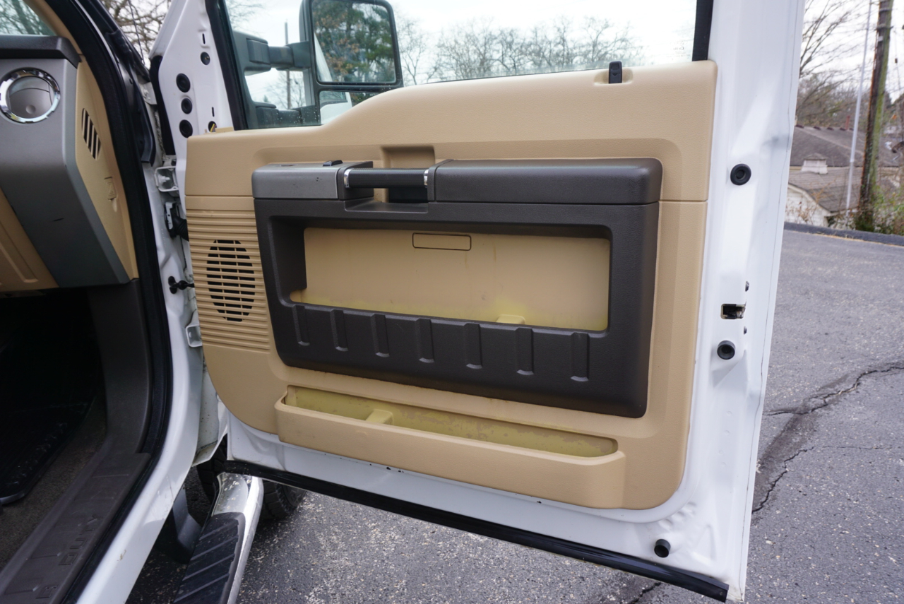 Ford F-350 SD Lariat Crew Cab 4WD 2015