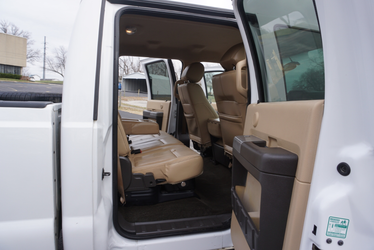 Ford F-350 SD Lariat Crew Cab 4WD 2015