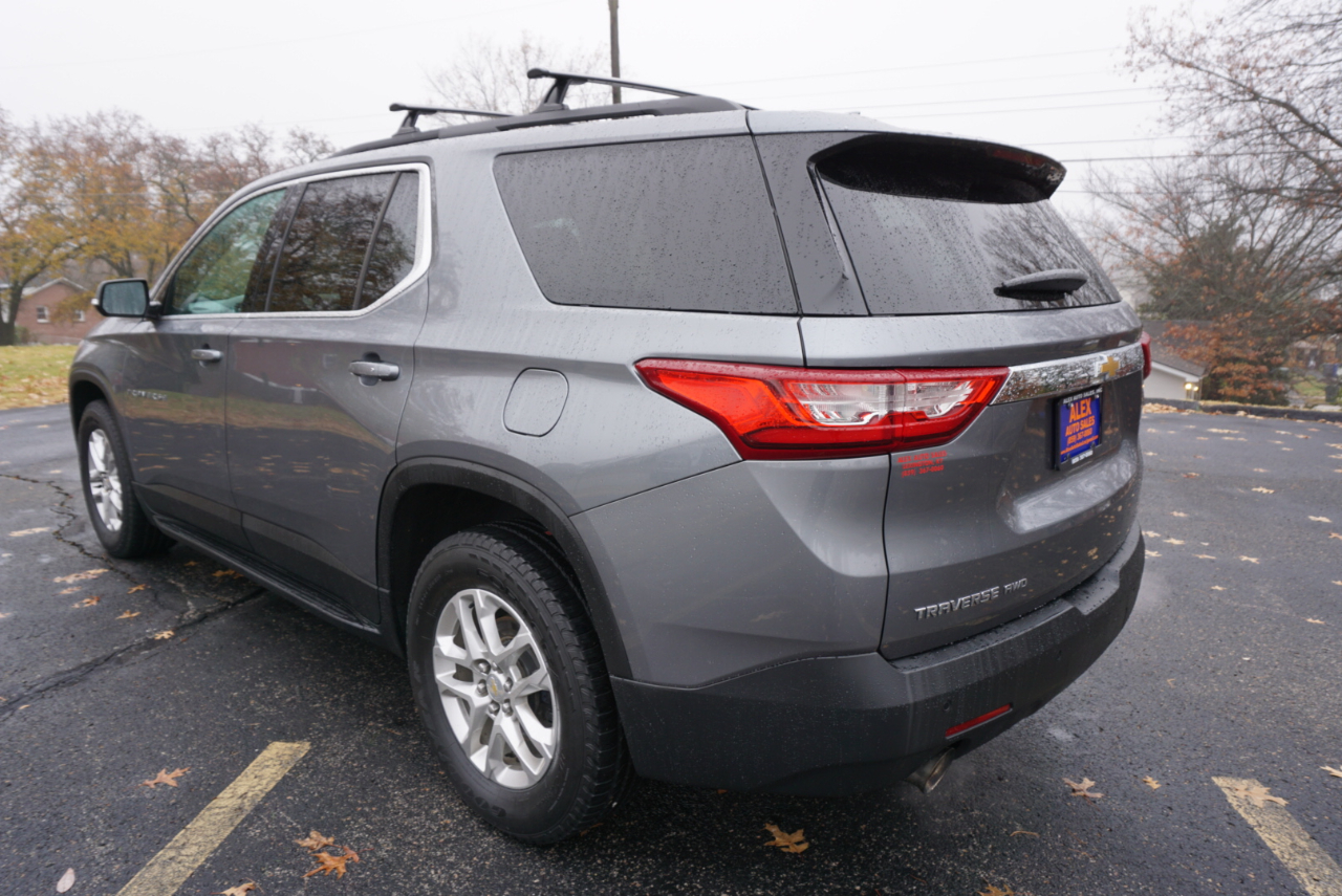 2020 Chevrolet Traverse Cloth photo 3