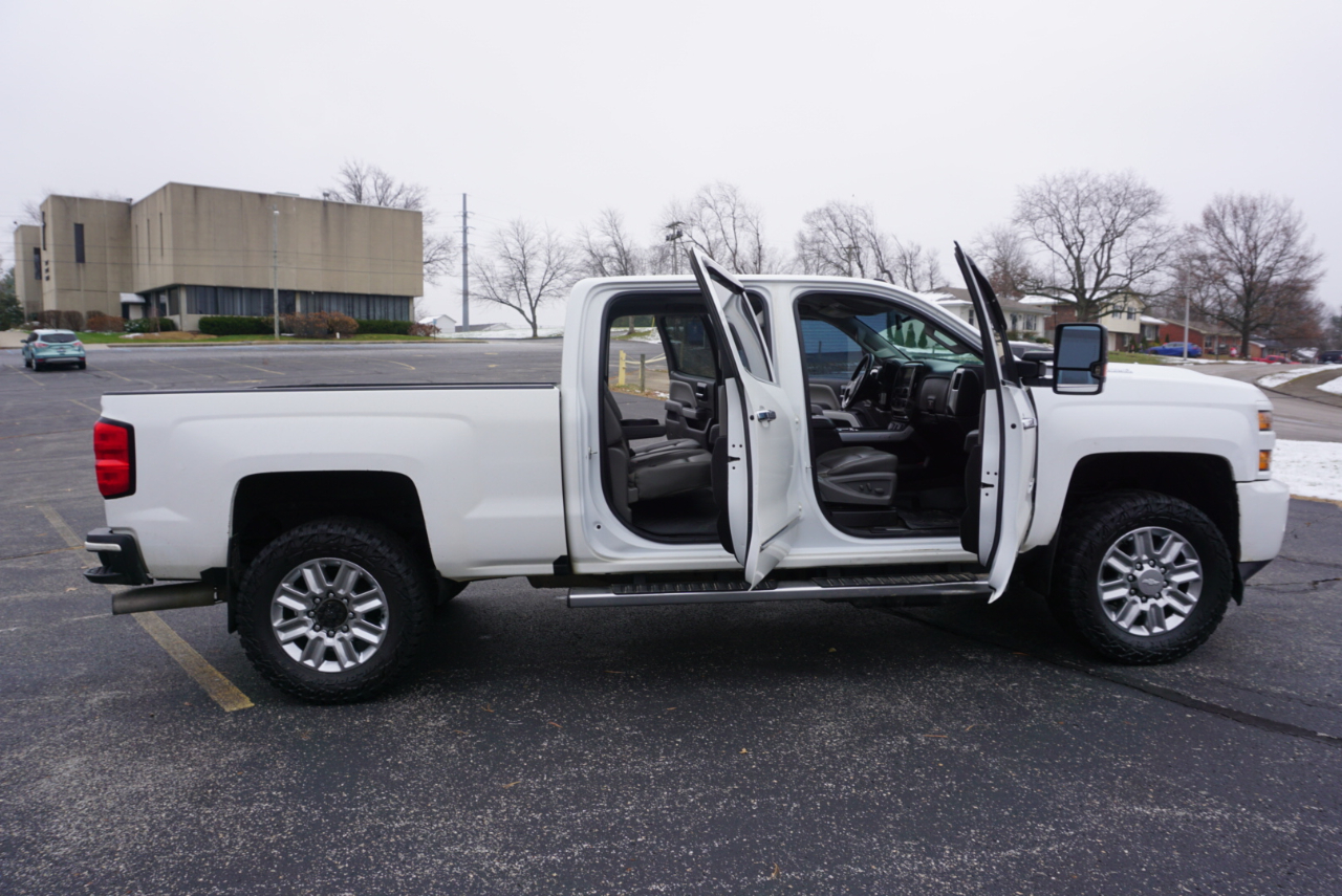 Chevrolet Silverado 2500HD LTZ Crew Cab Long Box 4WD 2018