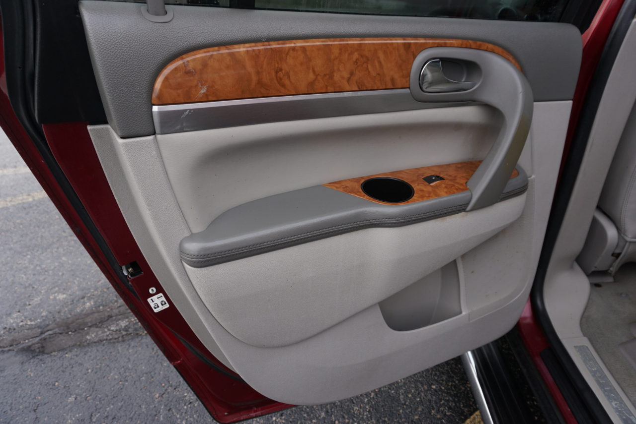 Buick Enclave CXL FWD 2008