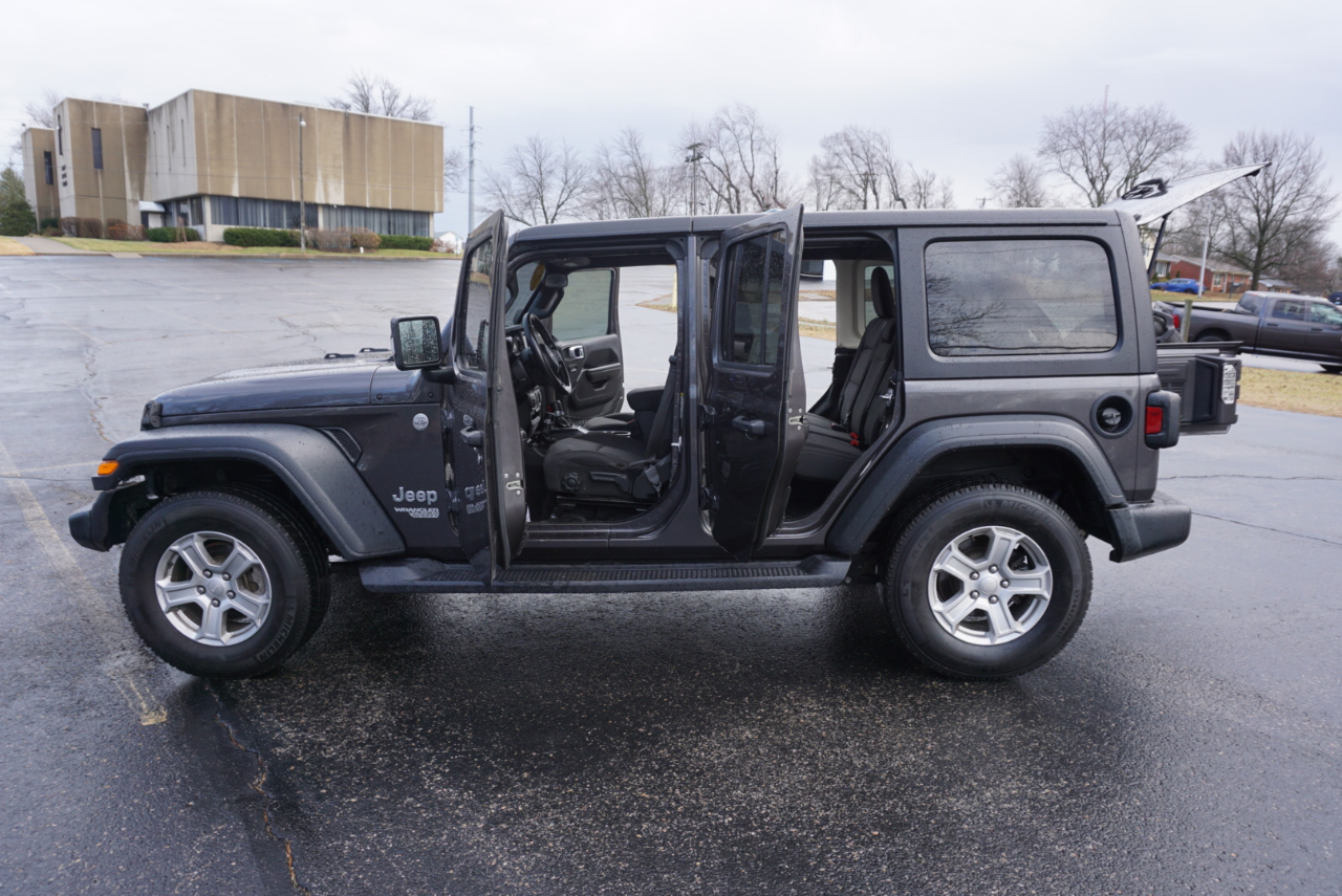 Jeep Wrangler Unlimited Sport 2018