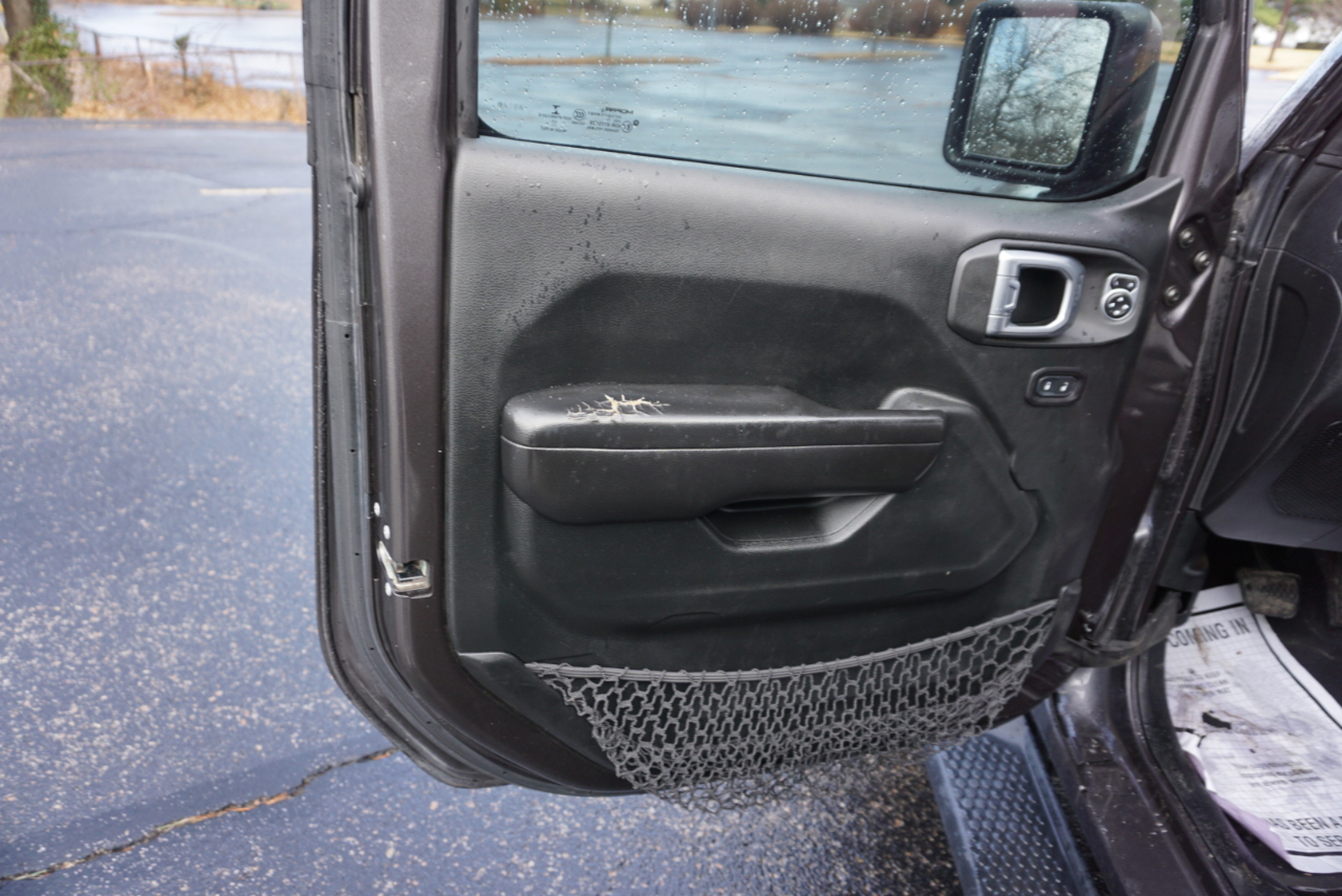 Jeep Wrangler Unlimited Sport 2018