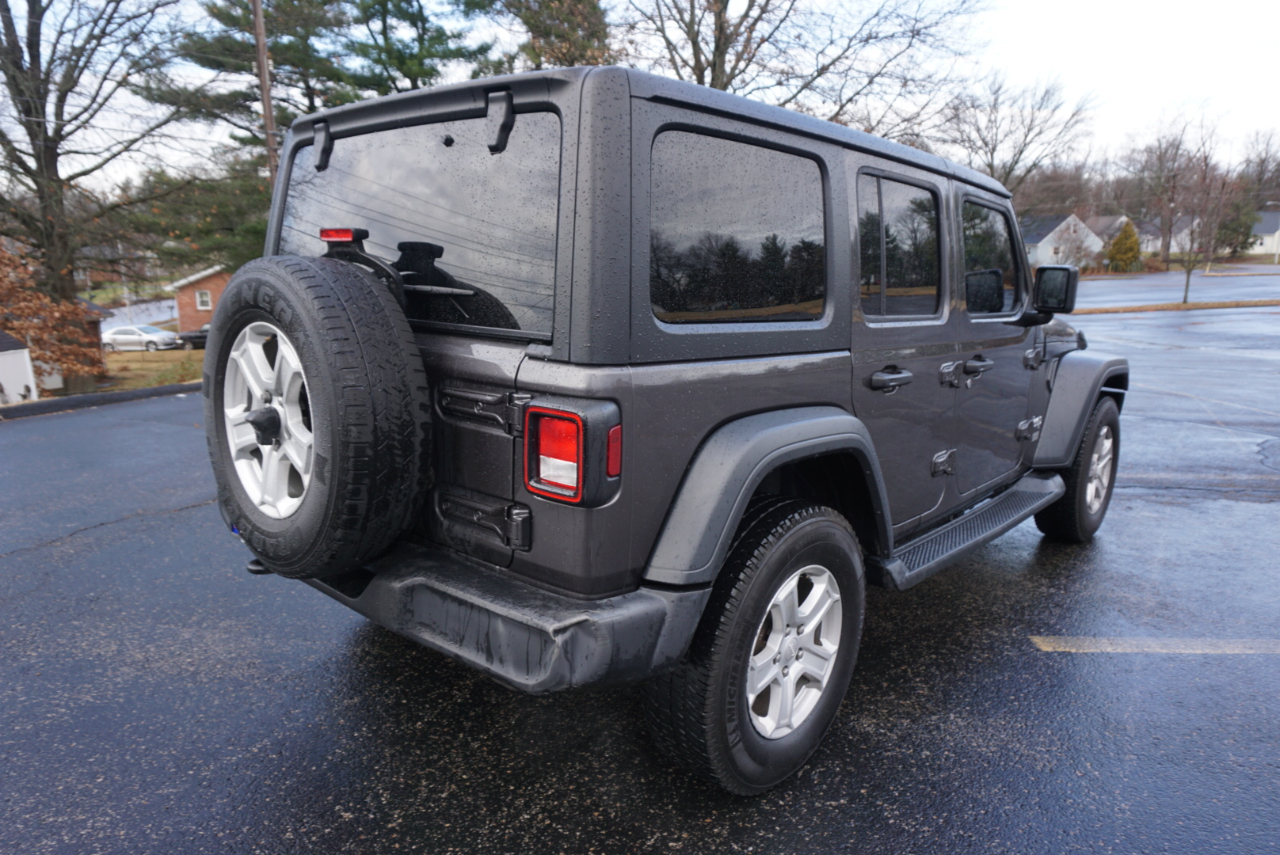 Jeep Wrangler Unlimited Sport 2018
