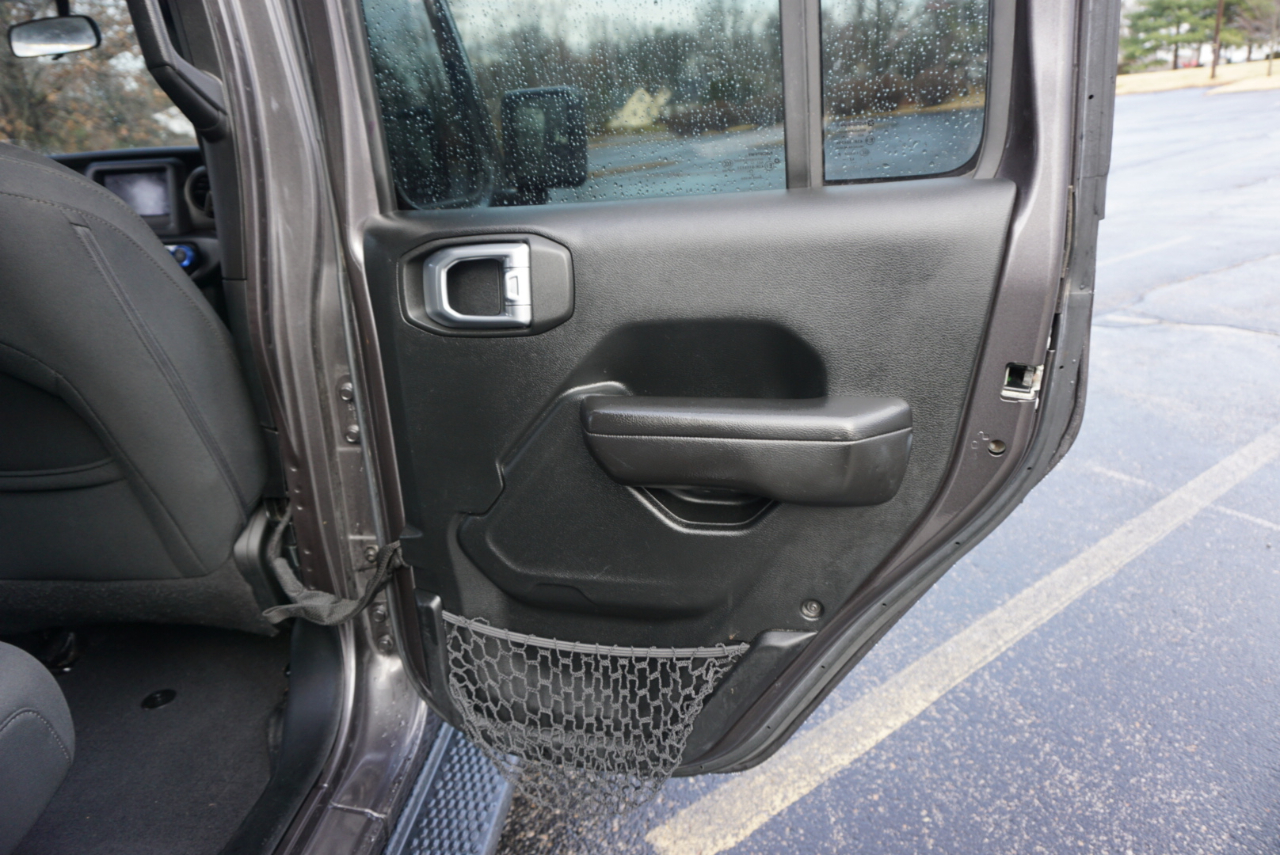 Jeep Wrangler Unlimited Sport 2018