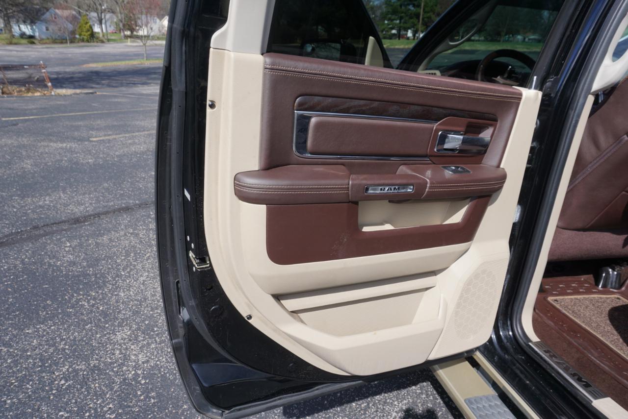 Dodge 1500 Laramie Longhorn Edition Crew Cab LWB 4WD 2014