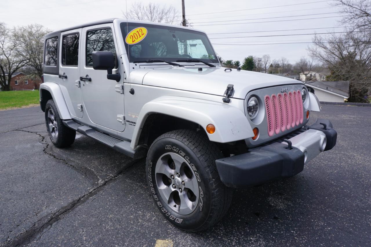 Jeep Wrangler Unlimited Sahara 4WD 2012