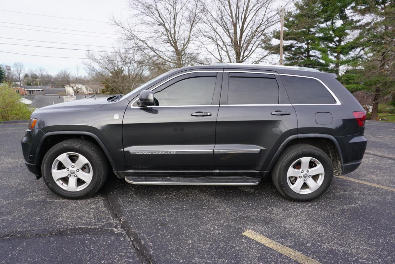 Jeep Grand Cherokee Laredo 4WD 2011
