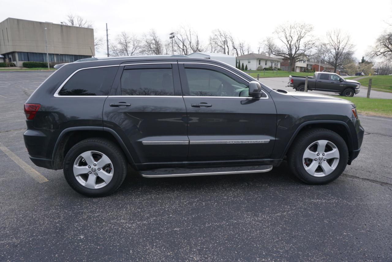 Jeep Grand Cherokee Laredo 4WD 2011