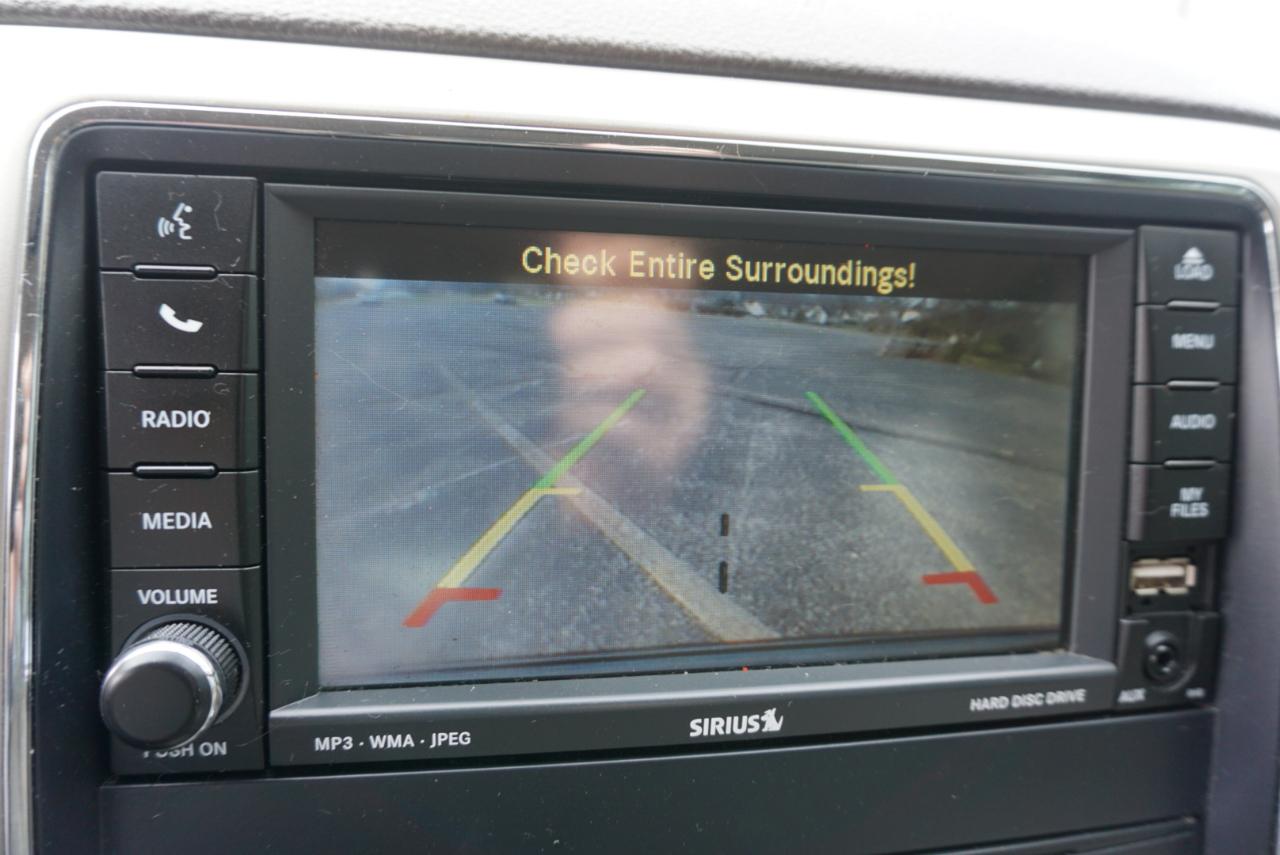 Jeep Grand Cherokee Laredo 4WD 2011