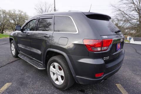Jeep Grand Cherokee Laredo 4WD 2011
