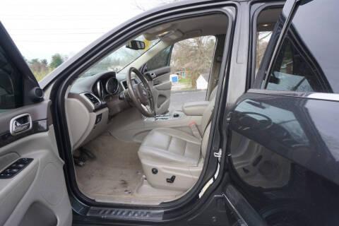 Jeep Grand Cherokee Laredo 4WD 2011