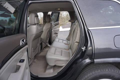 Jeep Grand Cherokee Laredo 4WD 2011