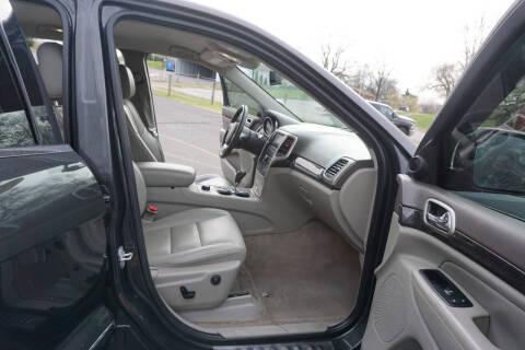 Jeep Grand Cherokee Laredo 4WD 2011