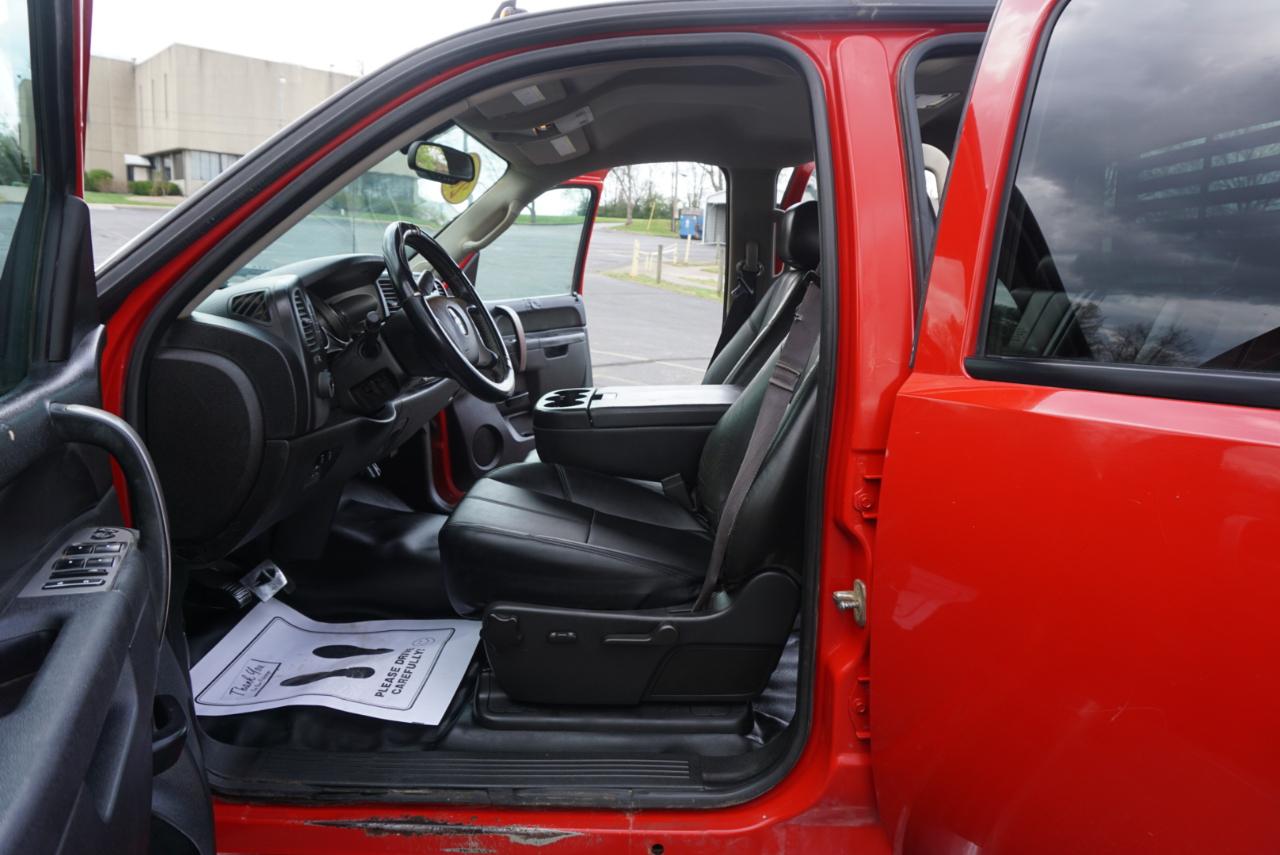 Chevrolet Silverado 3500HD LT Crew Cab 4WD 2014