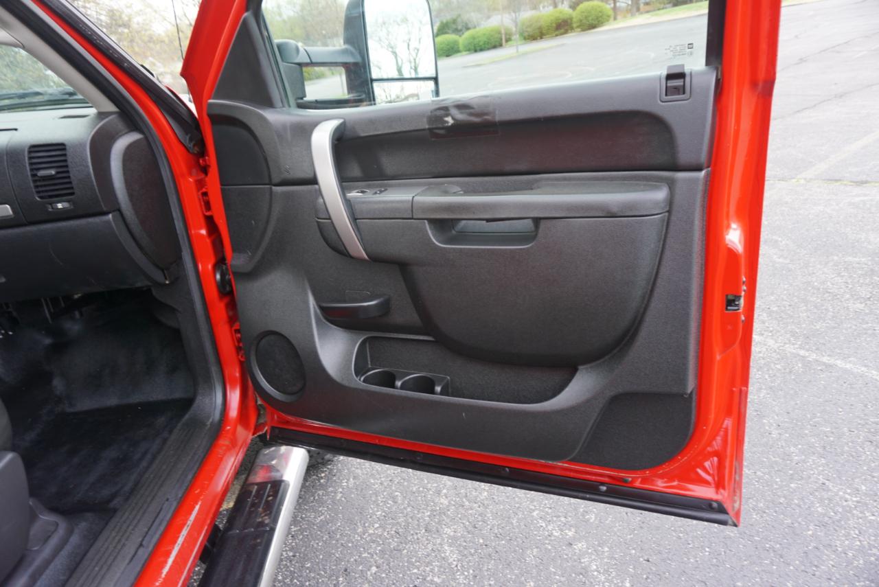 Chevrolet Silverado 3500HD LT Crew Cab 4WD 2014