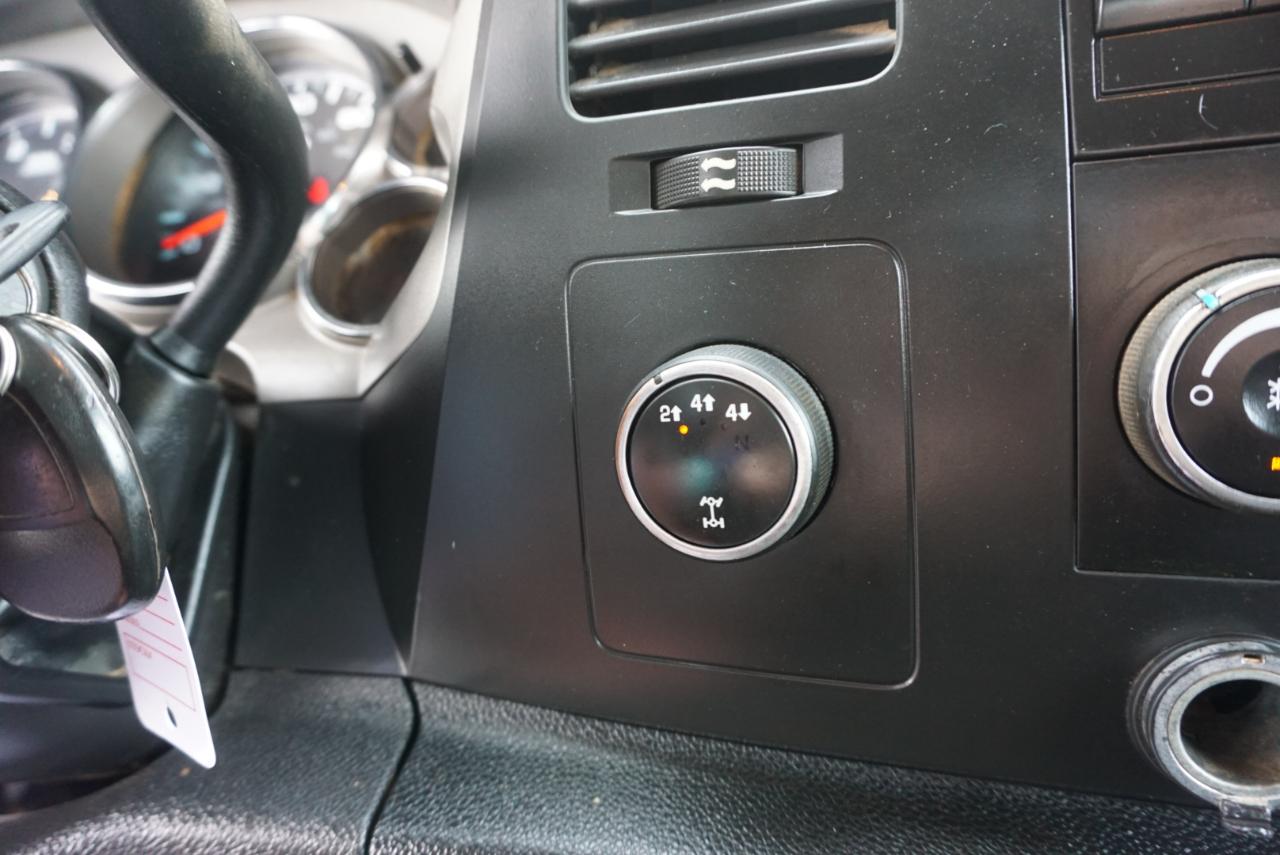 Chevrolet Silverado 3500HD LT Crew Cab 4WD 2014