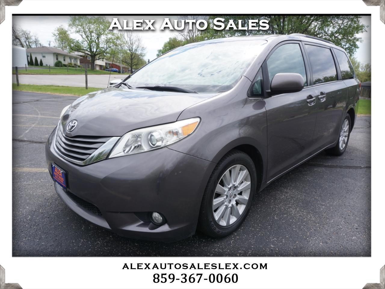 2013 Toyota Sienna XLE 7-Passenger AWD
