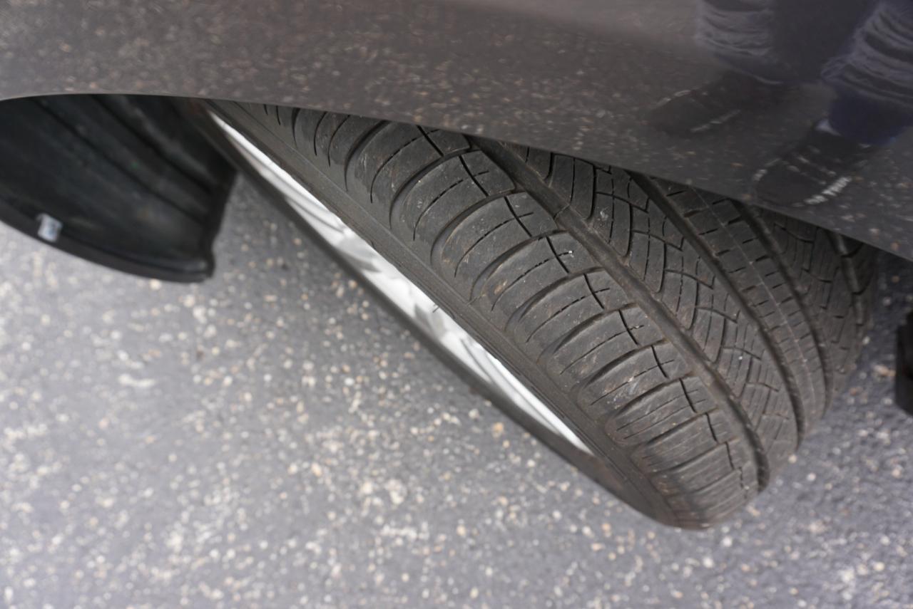 Toyota Sienna XLE 7-Passenger AWD 2013