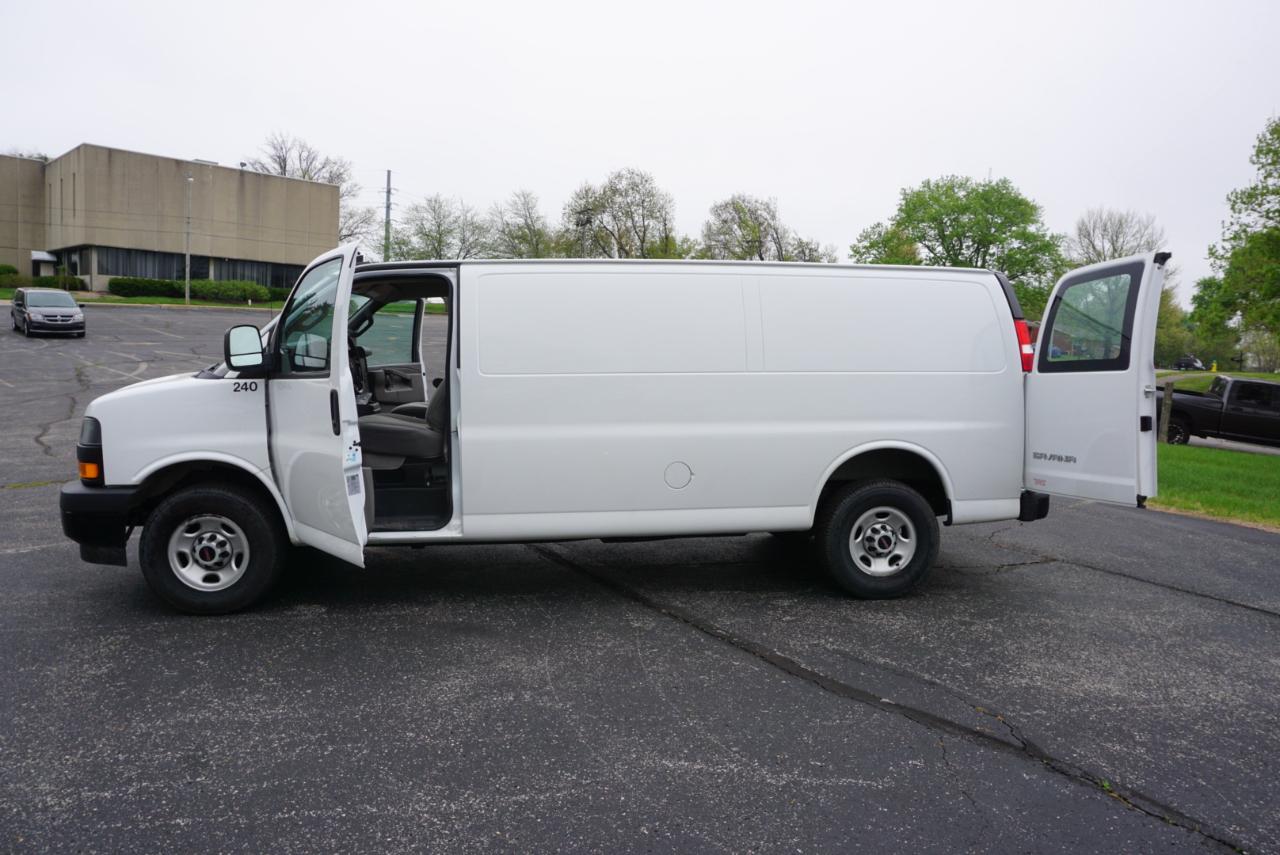 GMC Savana G2500 Extended Cargo 2023