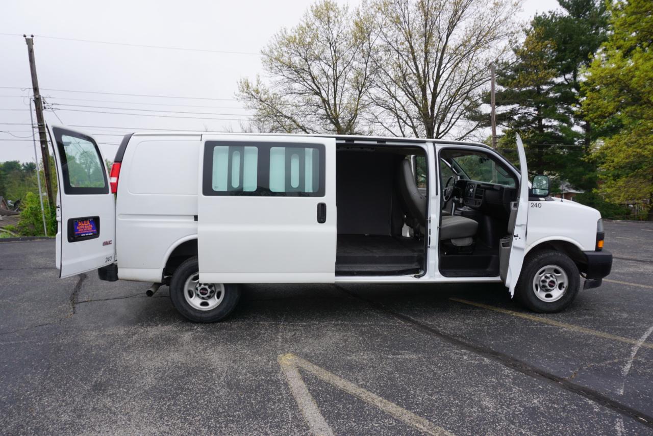 GMC Savana G2500 Extended Cargo 2023