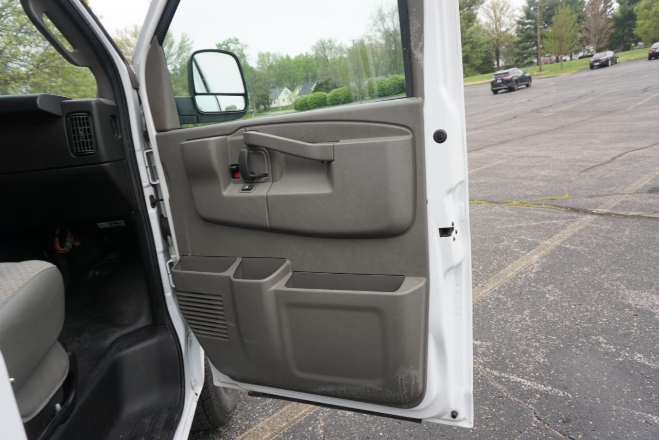 GMC Savana G2500 Extended Cargo 2023